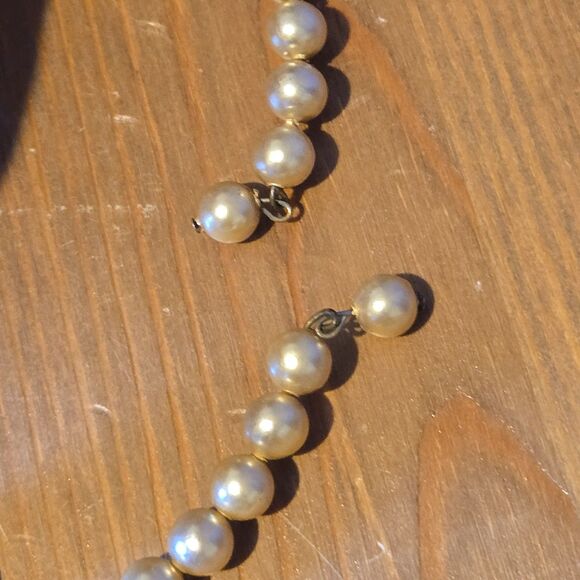Vintage 50s Champagne Faux Pearl Graduated Choker Necklace - Picture 6 of 7